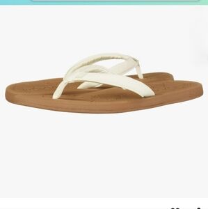 ❤️2/$22  Roxy Women White Thong Sandals Slippers  Size 6